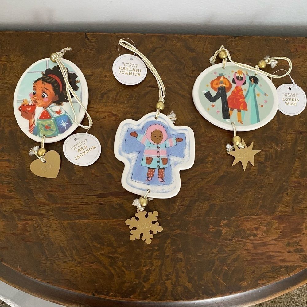 3 piece Holiday Illustration ceramic ornaments - Picture 1 of 4